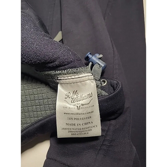 RM Williams Jacket Mens Medium Black Fleece Zip Pockets Logo Western - Picture 5 of 5